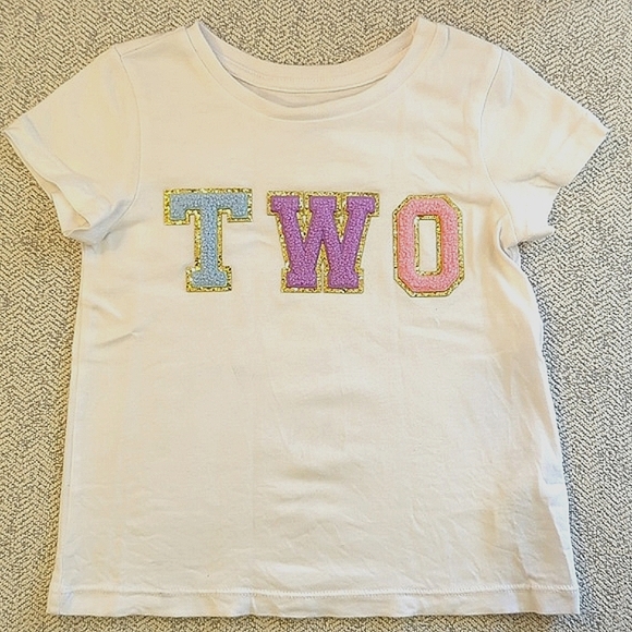 Amazon Essentials Homemade Iron-On "TWO" Decals T-shirt, 4T - Picture 1 of 7